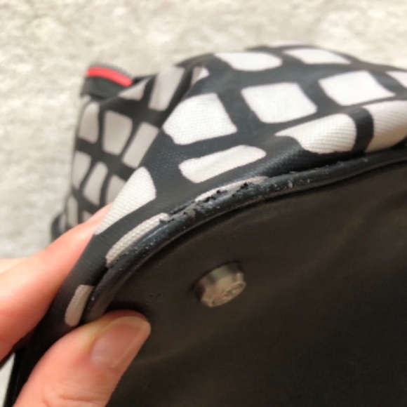 Lululemon Gym Bag - Picture 9 of 10